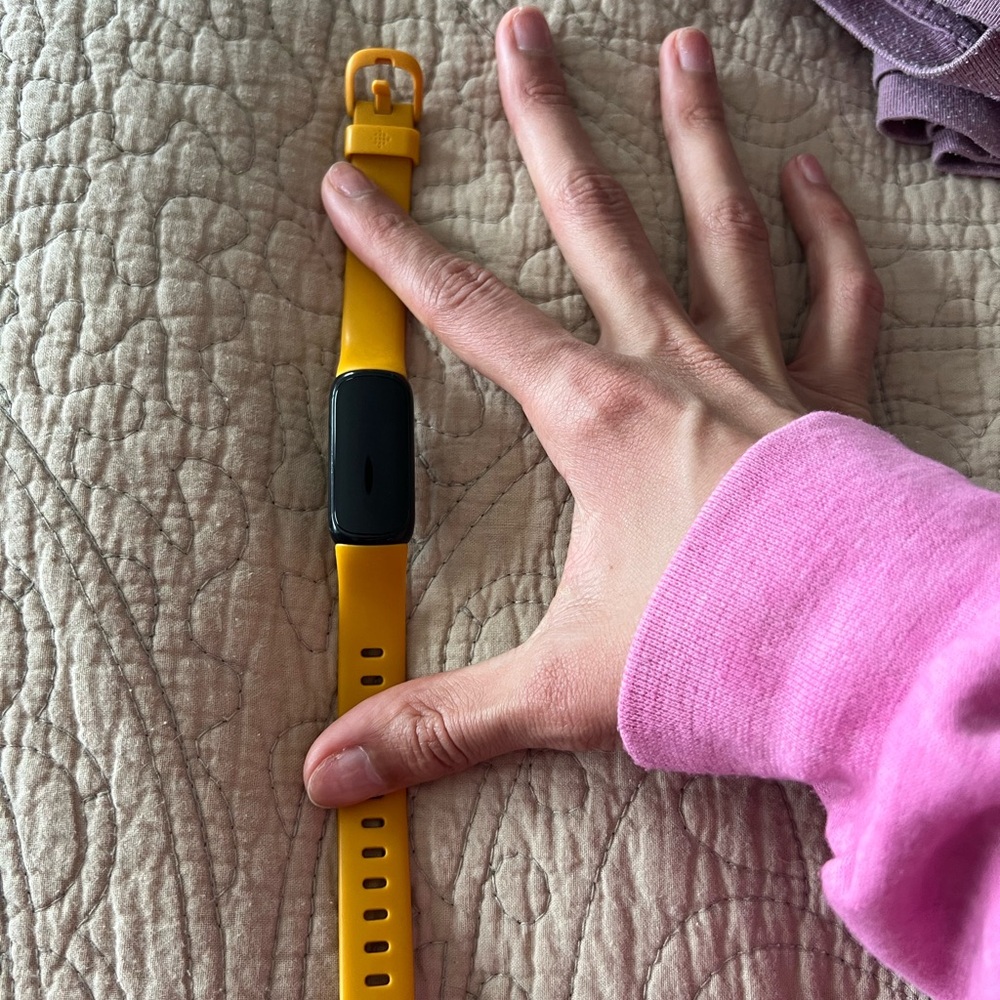 Fitbit Yellow Arm & Wristband with Sleek Design